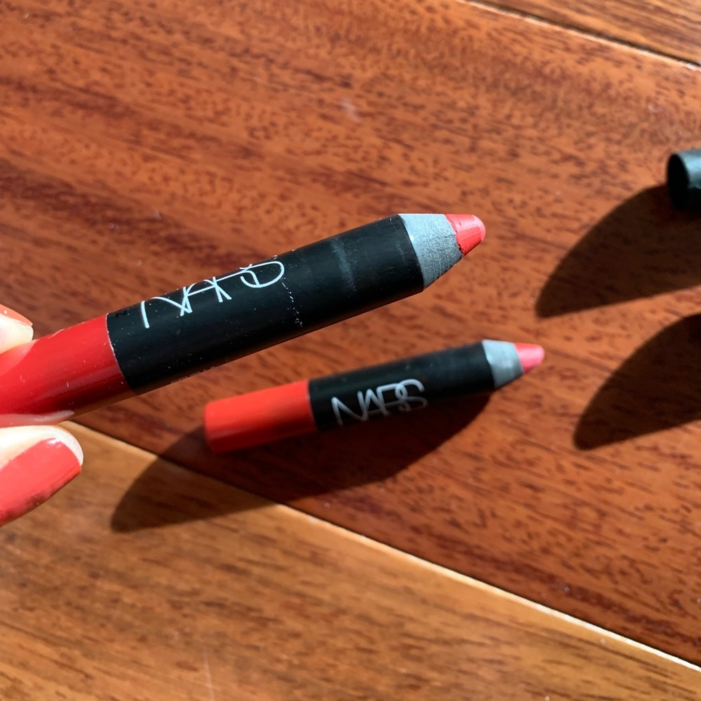 2x Mini NARS Velvet Matte Lip Pencil, Shade: Cruella, total: 0.12oz/3.6g